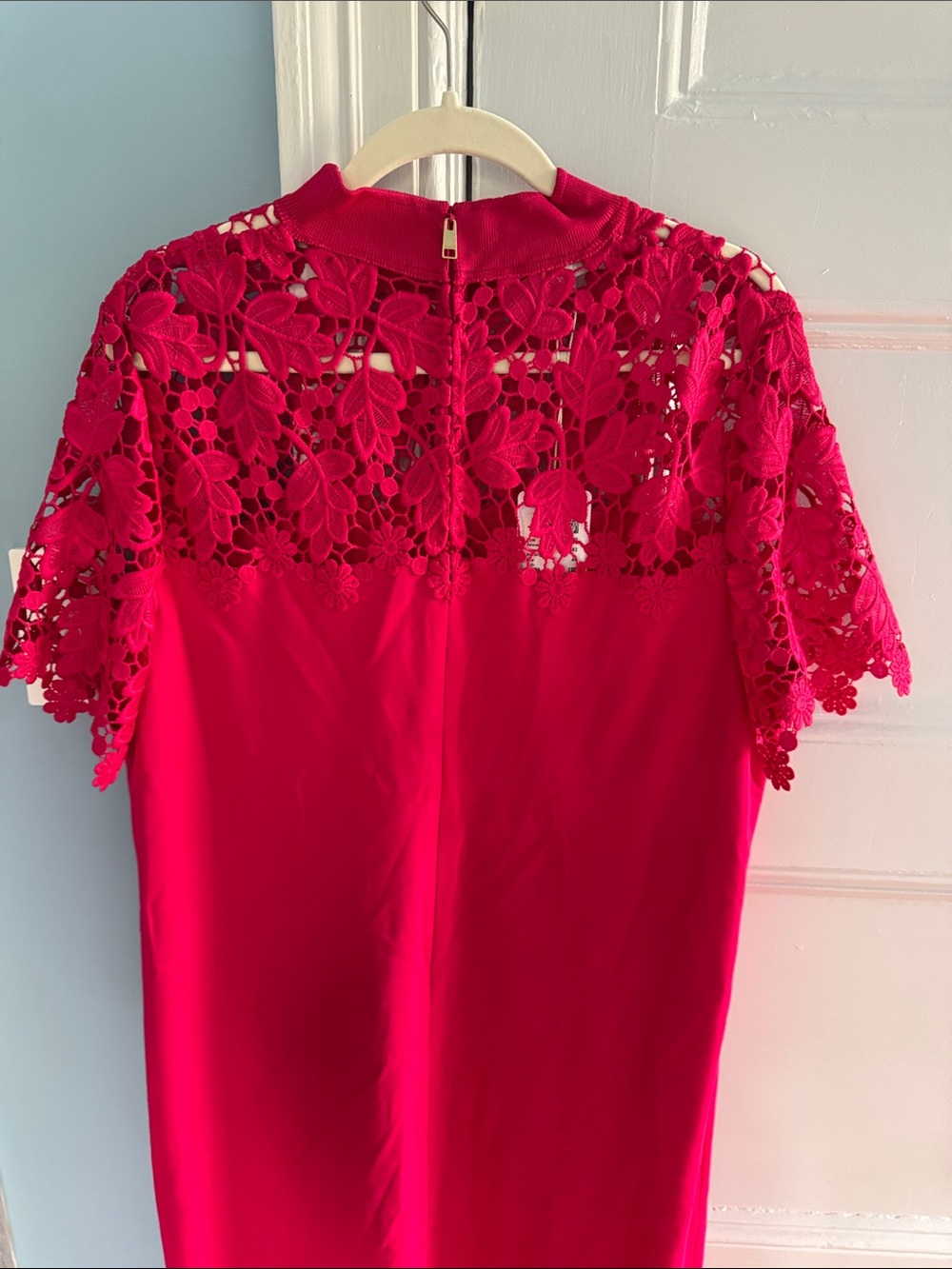 Escada Bright Shocking Pink Lace Dress - Picture 3 of 8